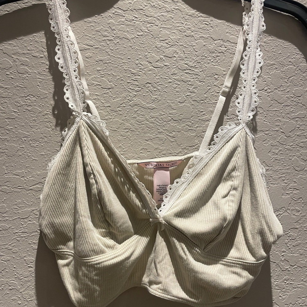 VS Pink bralette